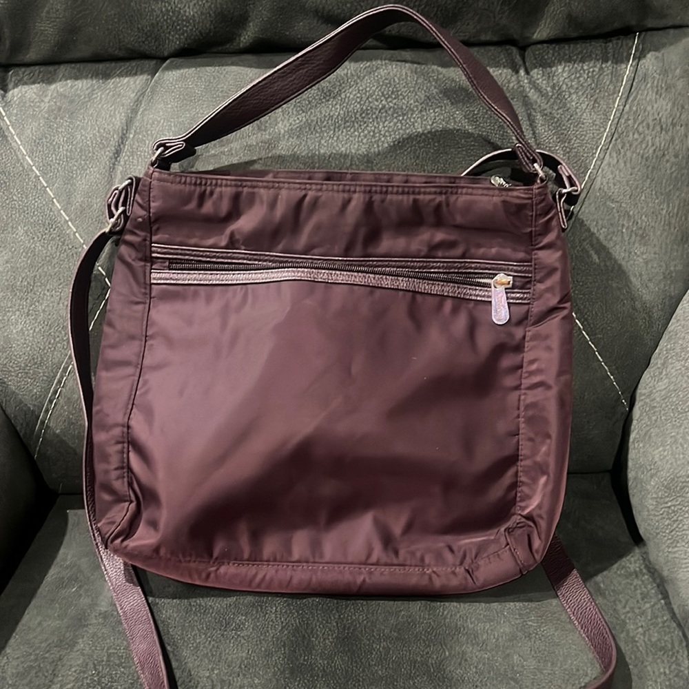 Thirty-One Maroon 13x12 crossbody bag